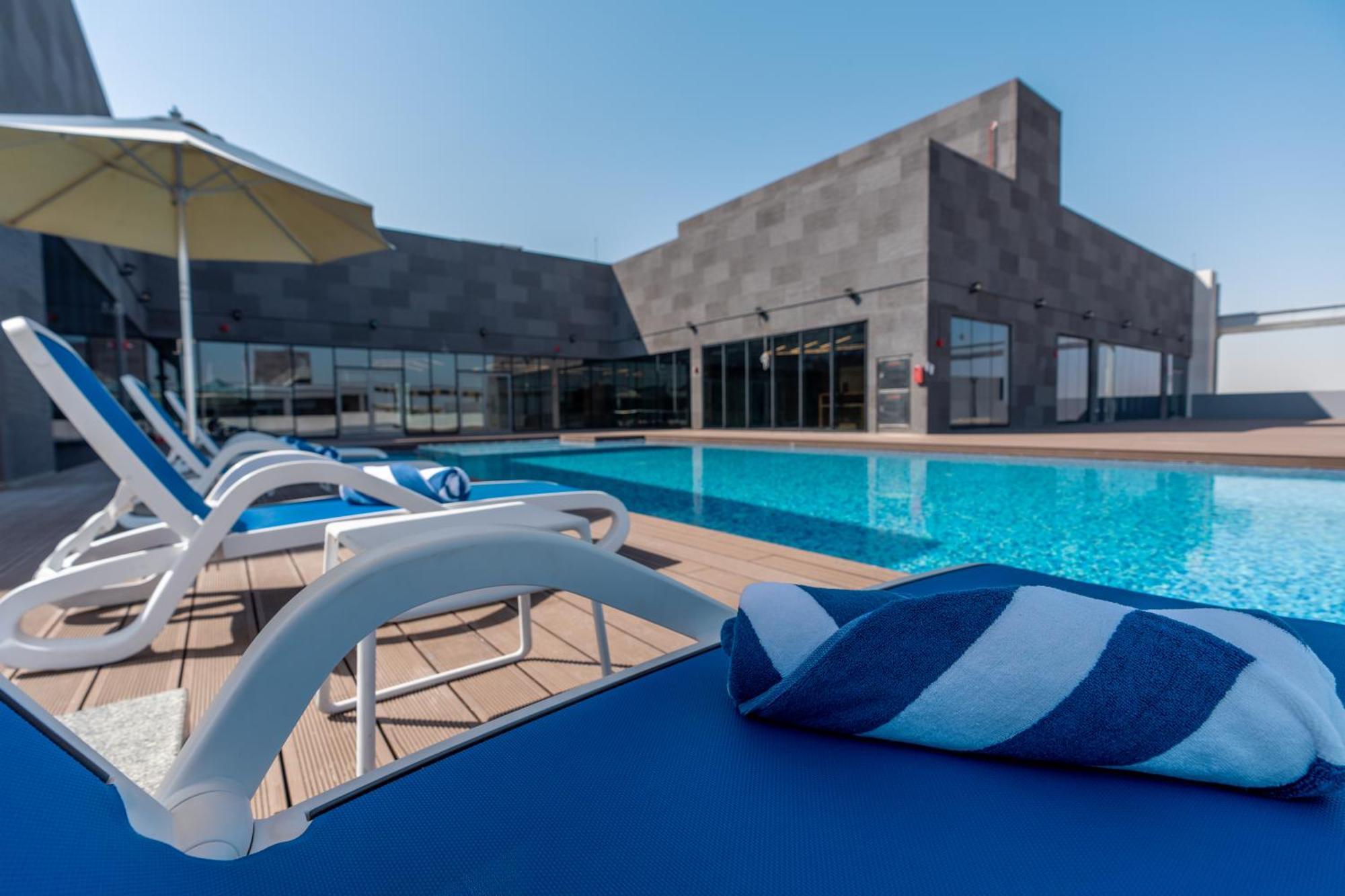 West Walk Retaj Hotel Al Rayyan Екстер'єр фото