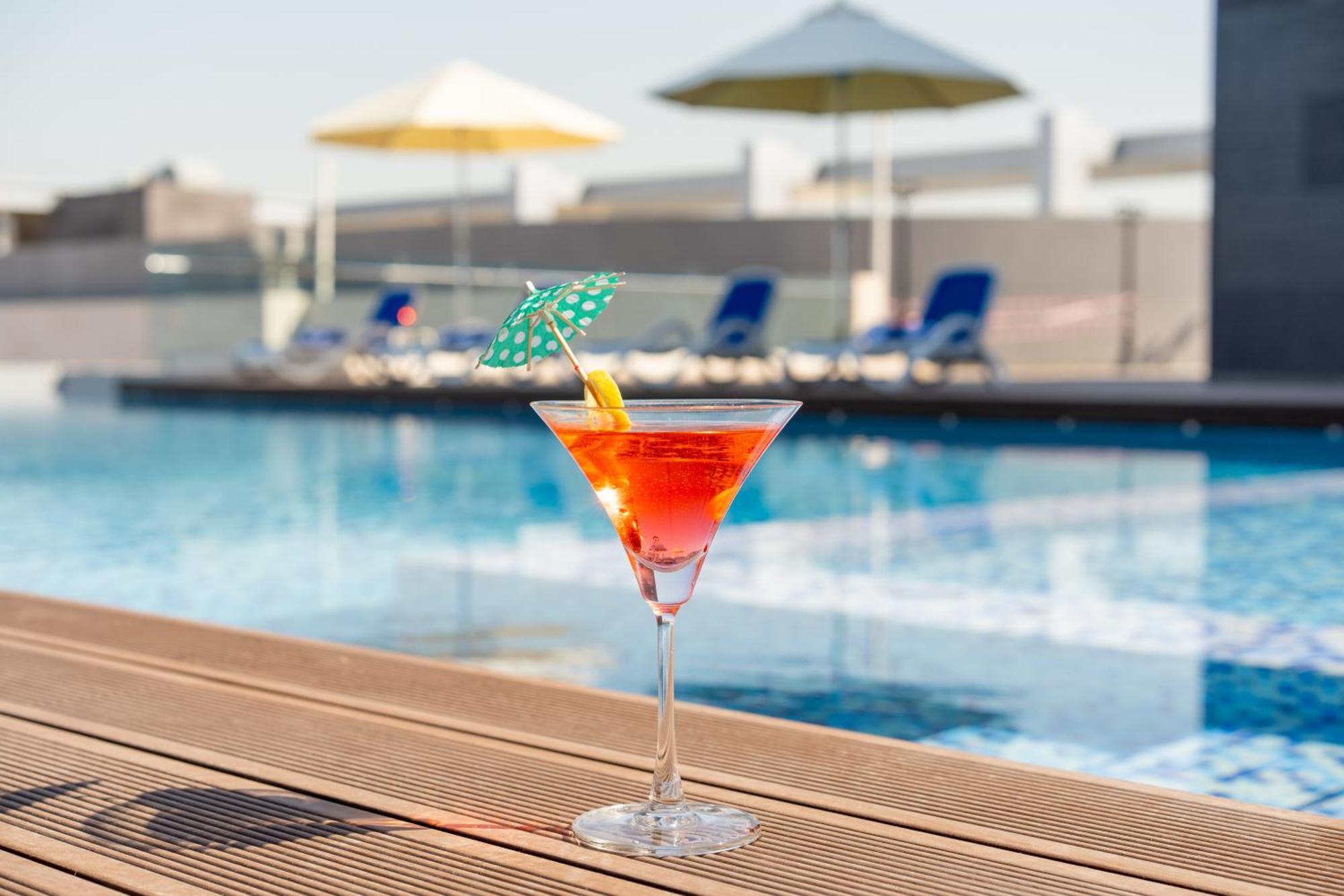 West Walk Retaj Hotel Al Rayyan Екстер'єр фото