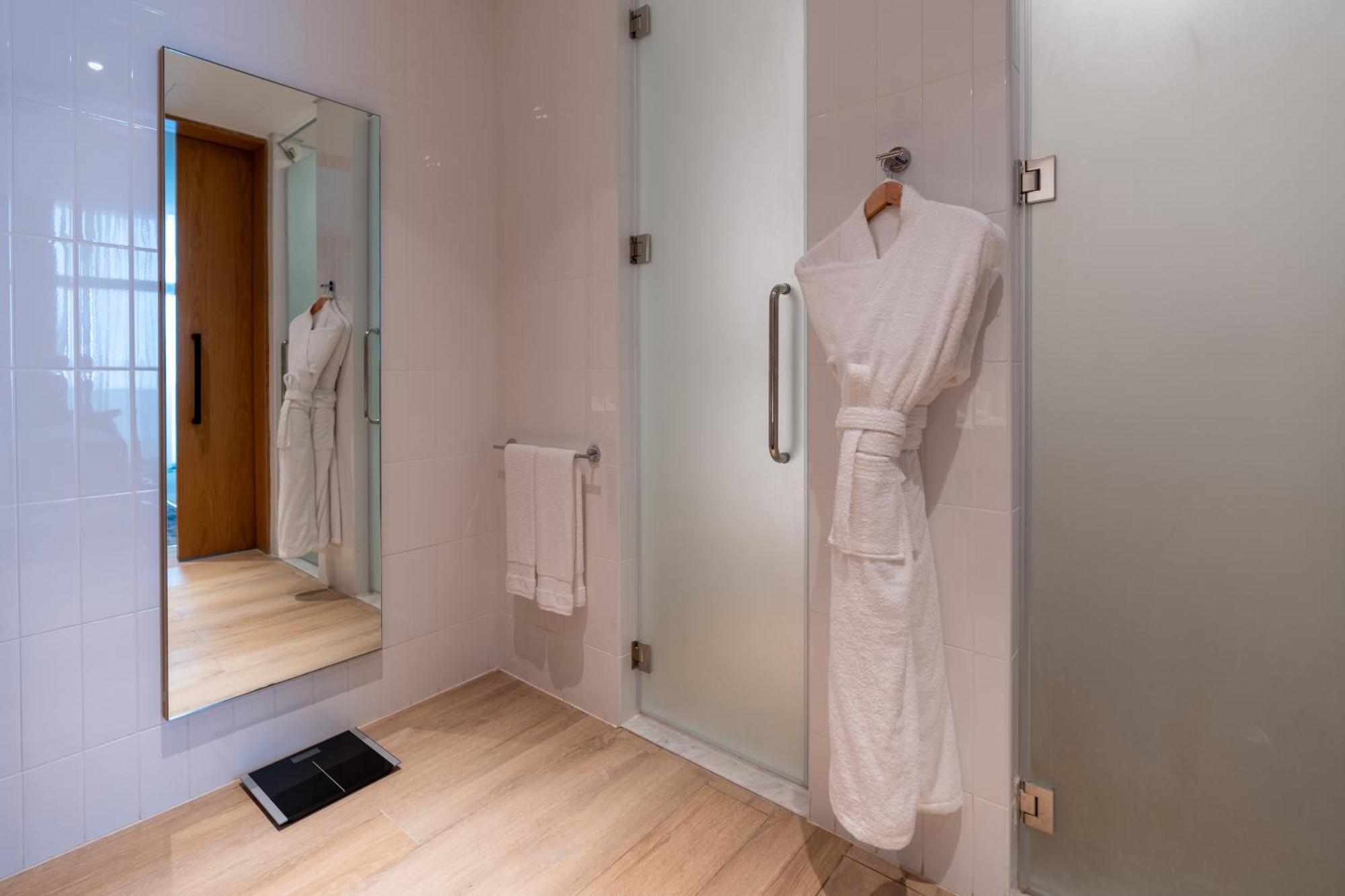 West Walk Retaj Hotel Al Rayyan Екстер'єр фото