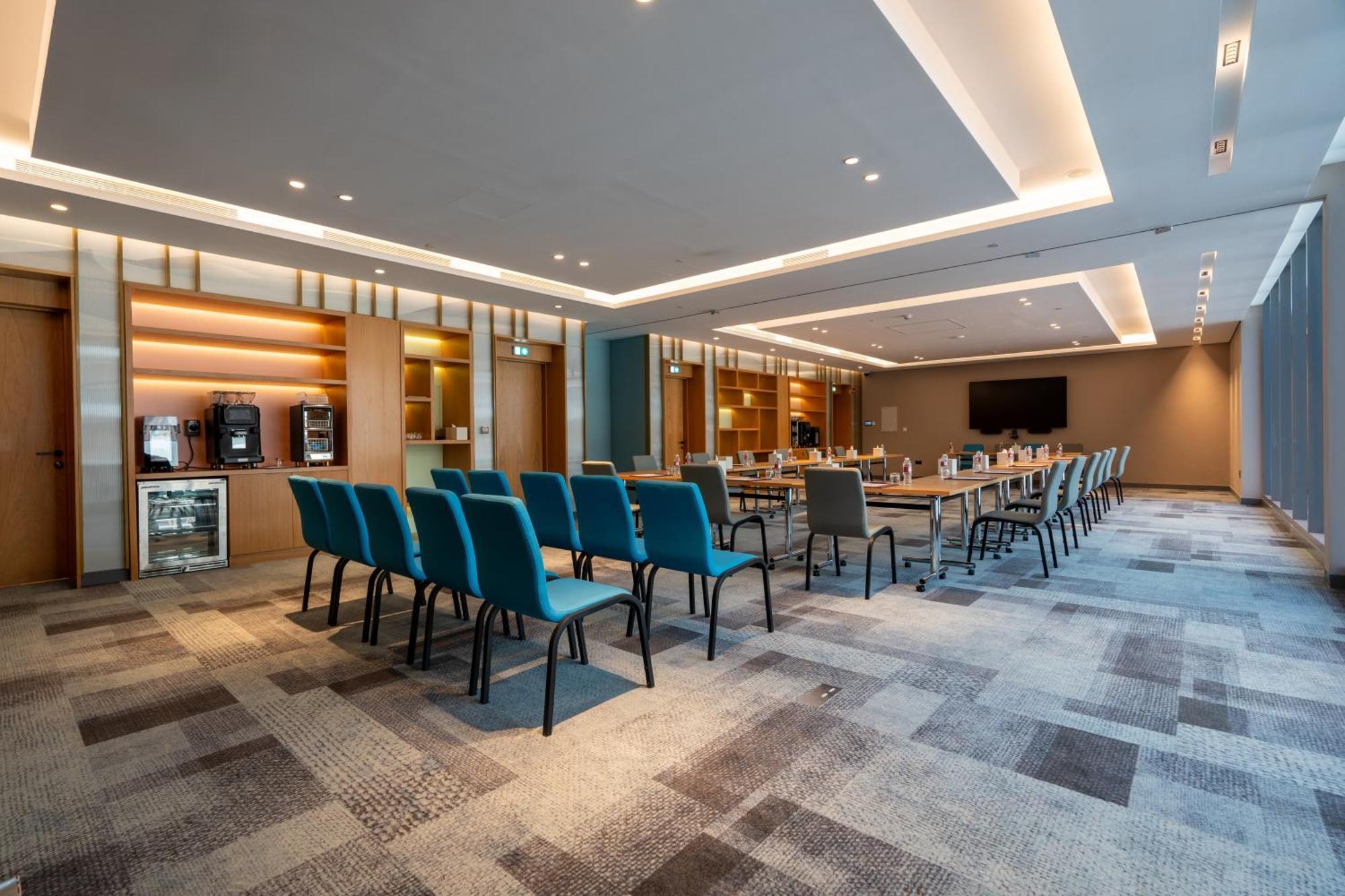 West Walk Retaj Hotel Al Rayyan Екстер'єр фото