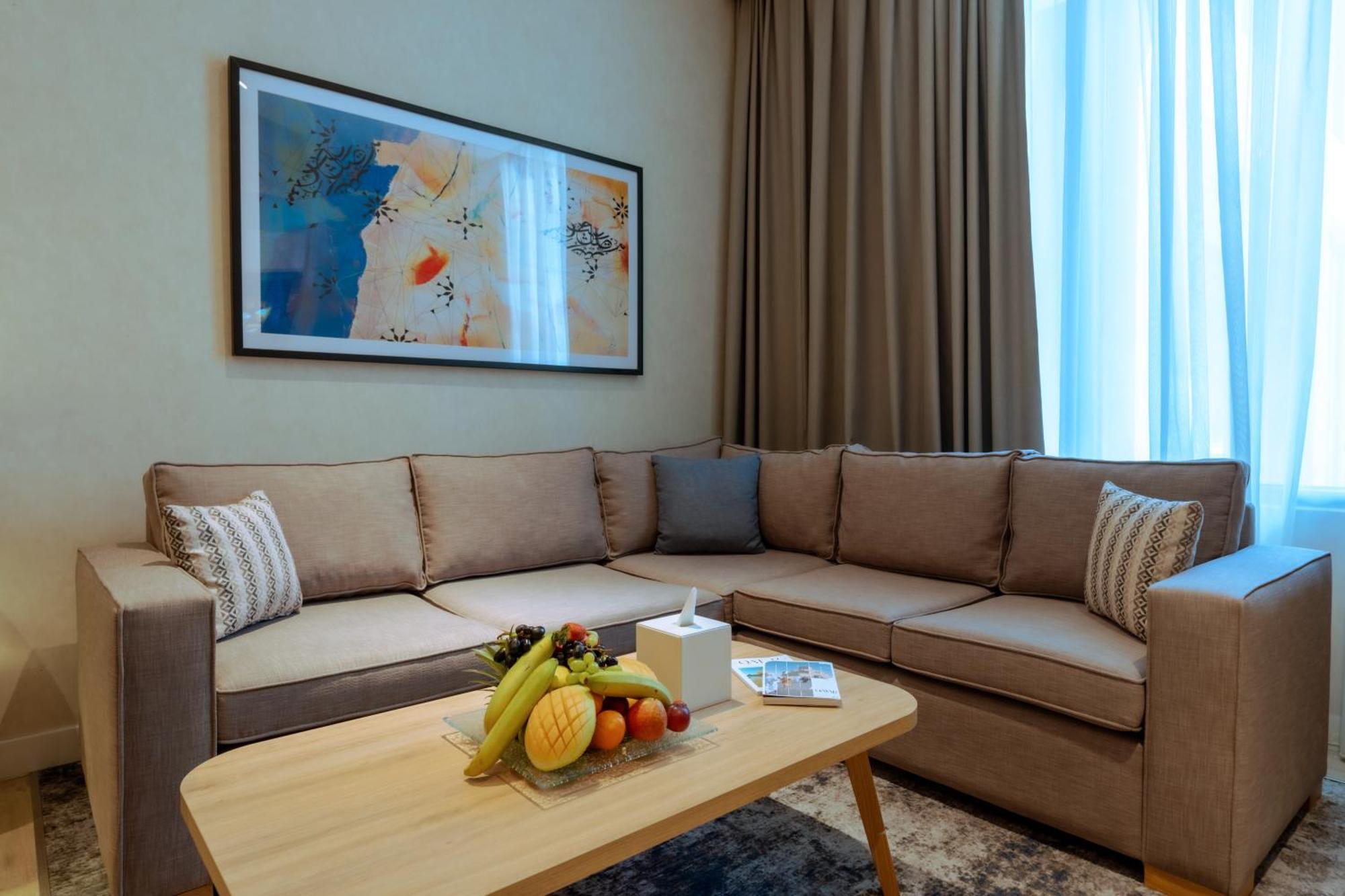 West Walk Retaj Hotel Al Rayyan Екстер'єр фото